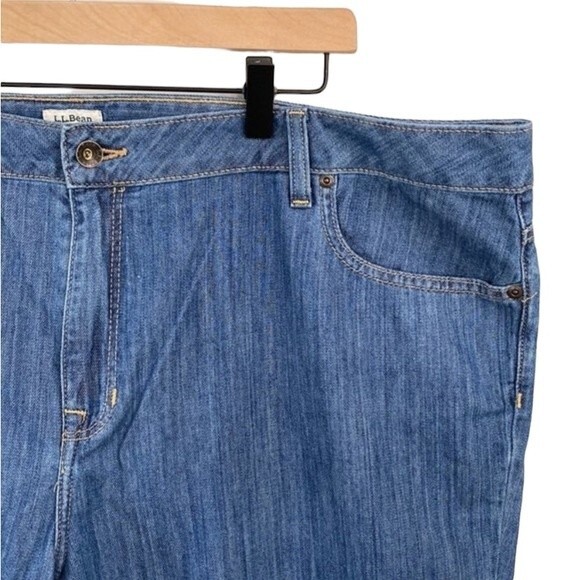 LL Bean Classic Fit Cropped Jeans Pima Cotton High Waist Soft - Picture 3 of 14